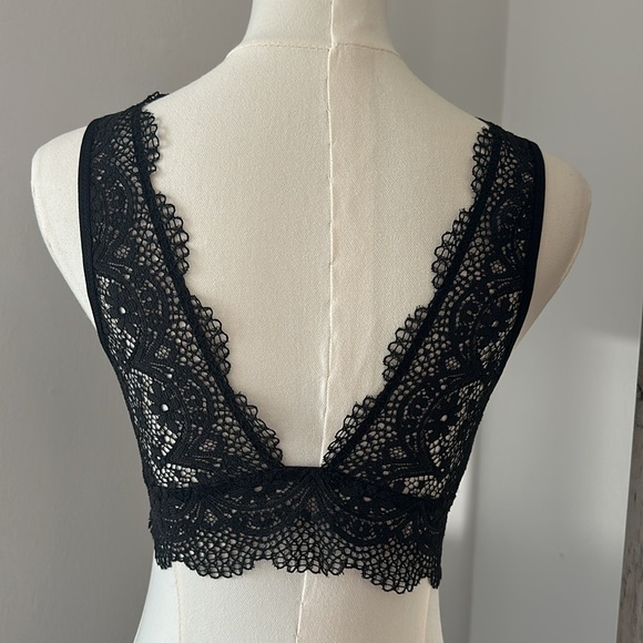 Bralette - Picture 7 of 8